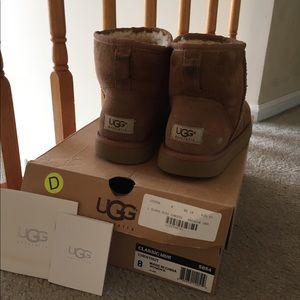 Ugg classic mini